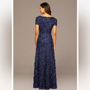 Brand NEW Davids Bridal formal gown